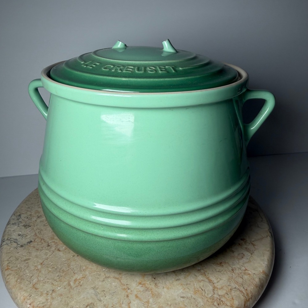 Le Creuset Heritage Stoneware Bean Pot Rosemary Green BROKEN Lid Handle Read